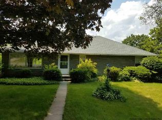 414 Hillside Dr, Hurley, NY 12443