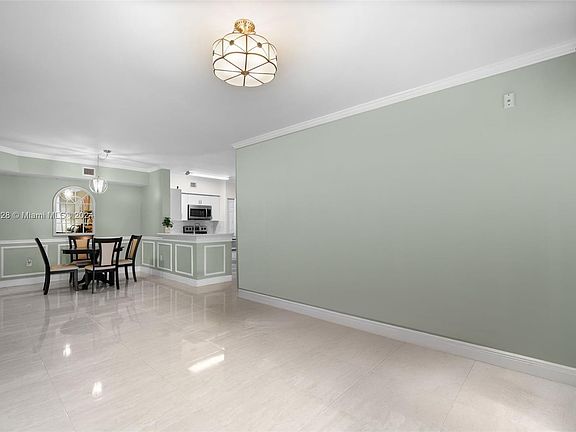 5th image of 17125 N Bay Rd APT 3311