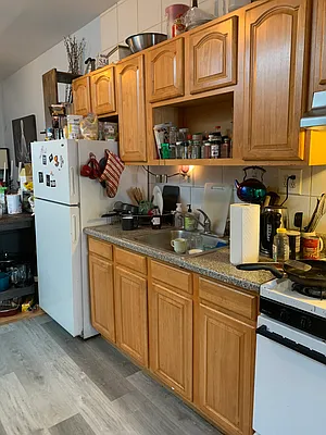 Rented by Capri Jet Realty Corp | media 11