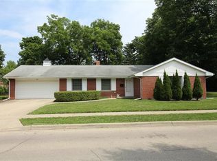 502 S Stewart Ave, Libertyville, IL 60048