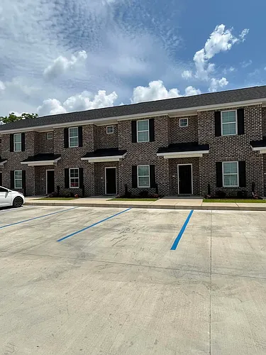 108 Blue St #I Photo 1