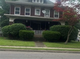907 N Main St, Niles, OH