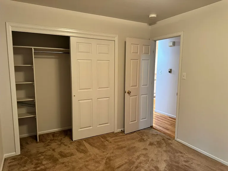 326 Appletree Ln — Photo 11