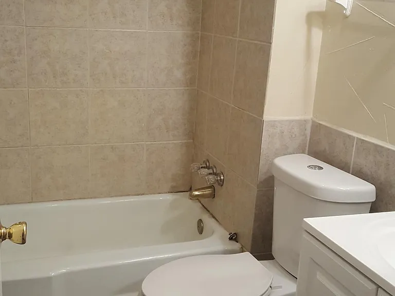 915 Meadow Mead Dr — Photo 16