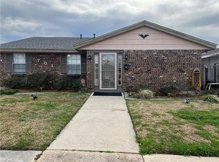 701 Saxony Ln, Kenner, LA 70065