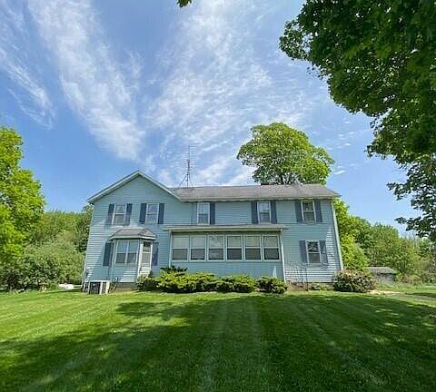2nd image of 4481 40th St