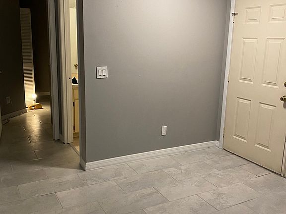 5th image of 7433 Covina Ct