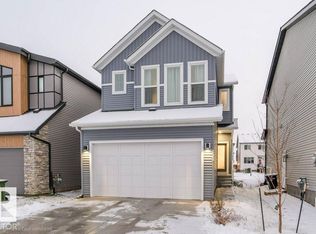 129 Paisley Gate SW, Edmonton, AB T6W4E3