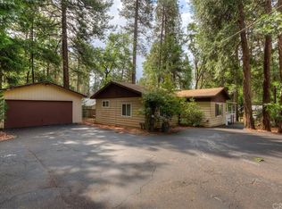 14062 Creston Rd, Magalia, CA 95954