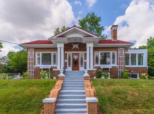 15 Broadway Pl, Normal, IL 61761