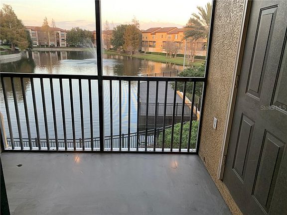 4th image of 6153 Metrowest Blvd Unit 206