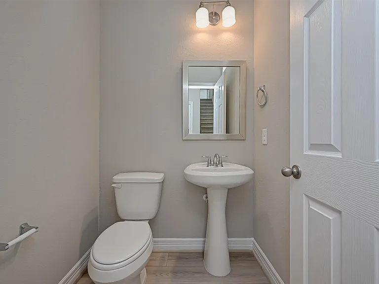 3433 Acacia Grove Ln — Photo 11