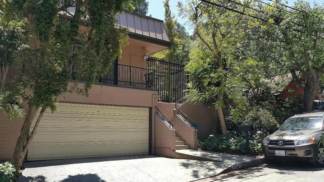 2 bed, 1.5 bath, 1235 sqft, $5,200 — Photo 1