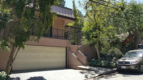 8640 Lookout Mountain Ave Photo 1