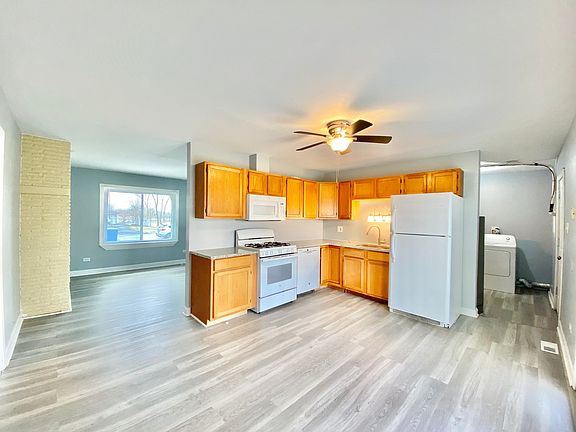 4th image of 22101 Brookwood Dr