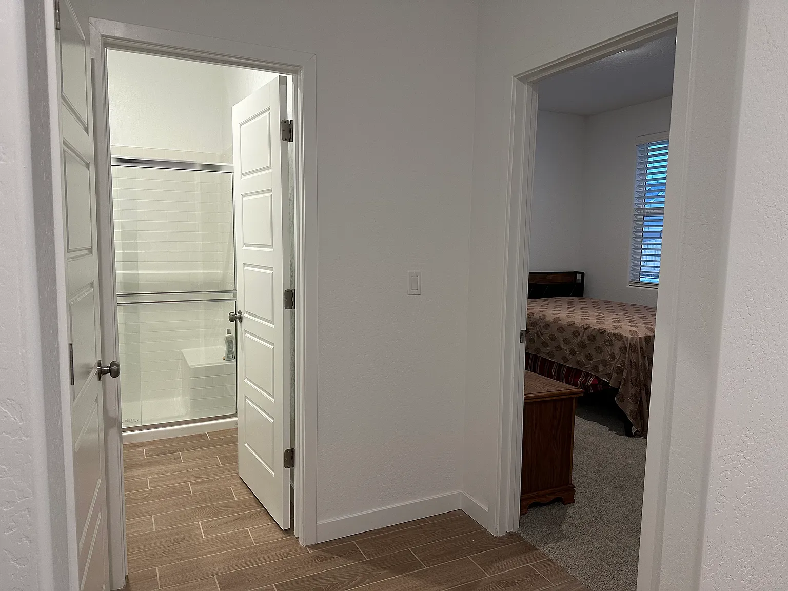 4 bed, 3240 sqft, $1,200 — Photo 2