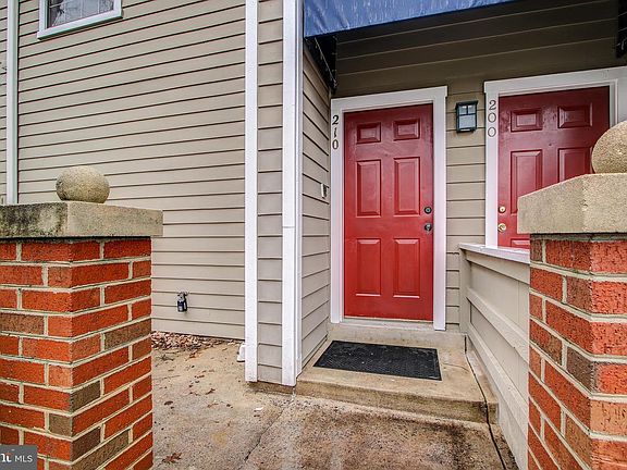 4th image of 5705 Chapman Mill Dr APT 210