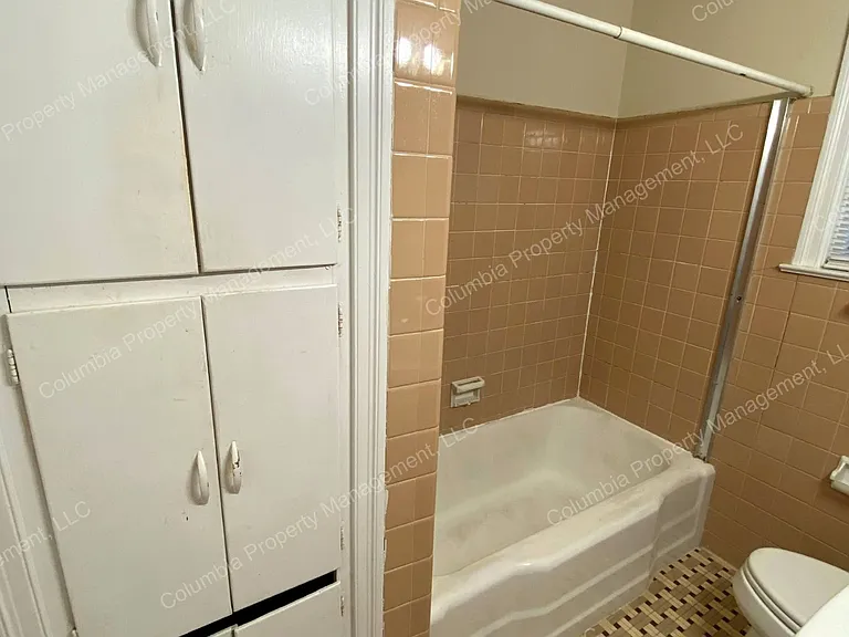 1538 Lonsford Dr — Photo 13