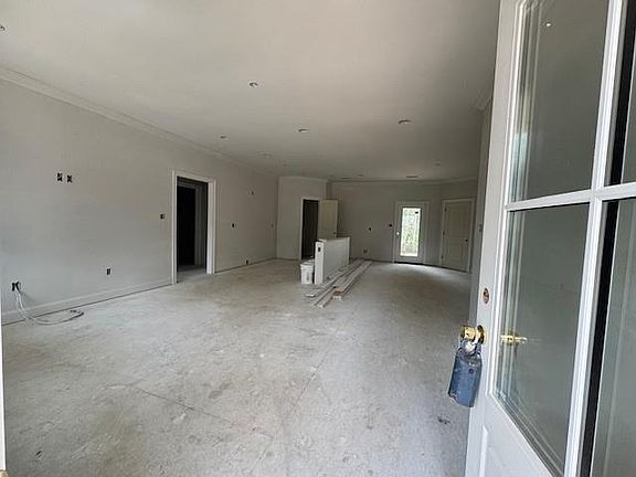 3rd image of 70409 3rd St