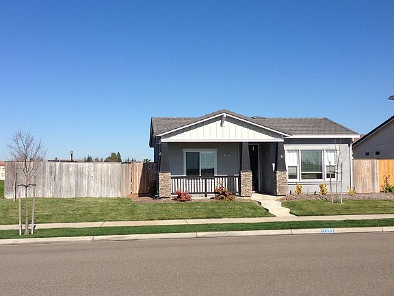 2nd image of 2332 Breton Dr