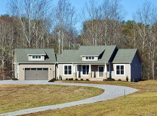 400 Moore Rd, Farmville, VA 23901