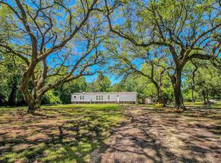 9332 Old Gilbert Rd, Beaumont, TX 77705