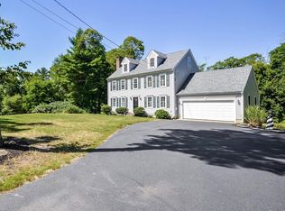 228 Hathaway St, Wareham, MA 02571
