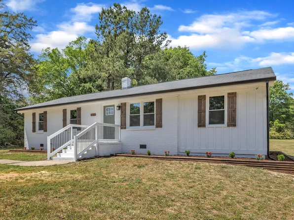 1732 Green Pace Rd, Zebulon, NC 27597
