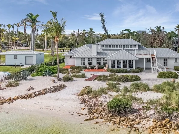 7688 Bocilla Ln, Bokeelia, FL 33922