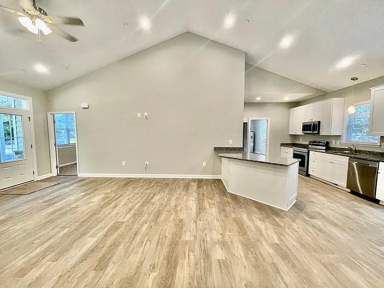26323 Argentina Dr — Photo 19