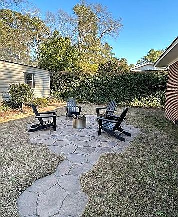 4th image of 613 W Woodlawn Ave