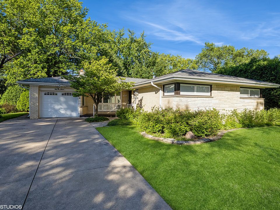 1st image of 5413 Caroline Ave
