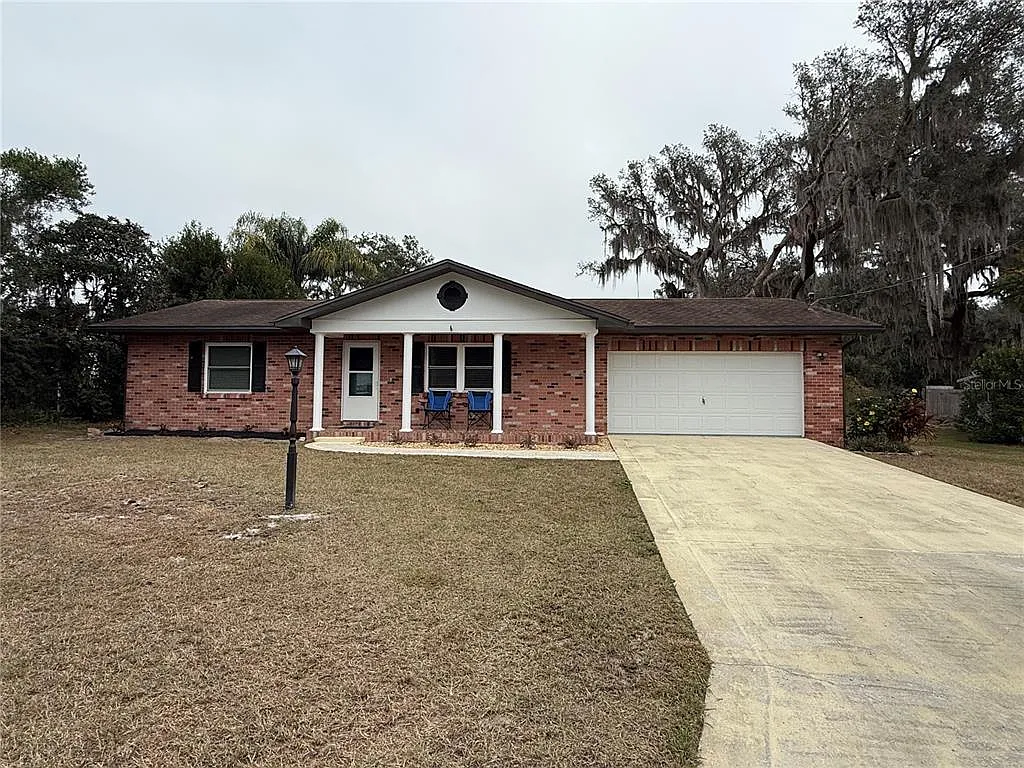 3 bed, 2.0 bath, 1541 sqft, $2,300 — Photo 1