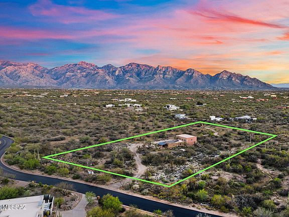 2nd image of 1033 W Tortolita Mountain Cir #Na