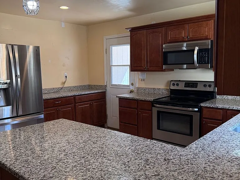 40610 Balch Park Rd — Photo 10