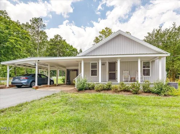 4662 Buckhorn Rd, Sanford, NC 27330