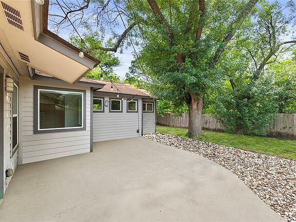 5th image of 8504 Stillwood Ln