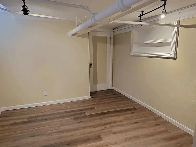 1415 N Vine St #8 — Photo 9