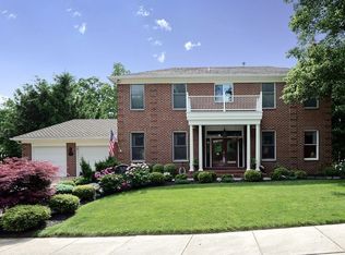 7624 Laurel Leaf Dr, Potomac, MD 20854