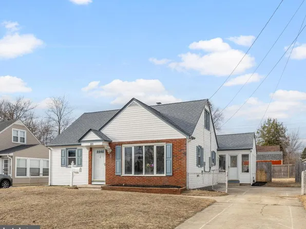 221 Russell Ave, Barrington, NJ 08007