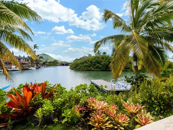 209 Kawaihae St #C2, Honolulu, HI 96825