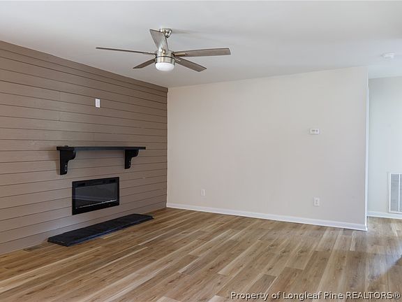 5th image of 201 Scarborough St
