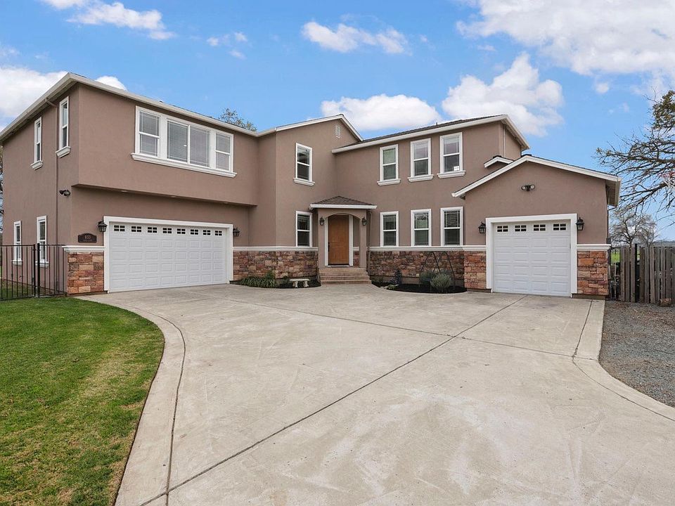 1st image of 833 Dove Ln