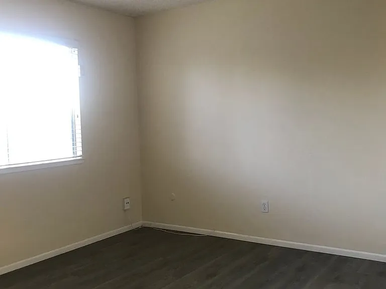 12553 Pascal Ave — Photo 16