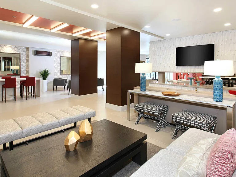 Clubhouse with Wi-Fi