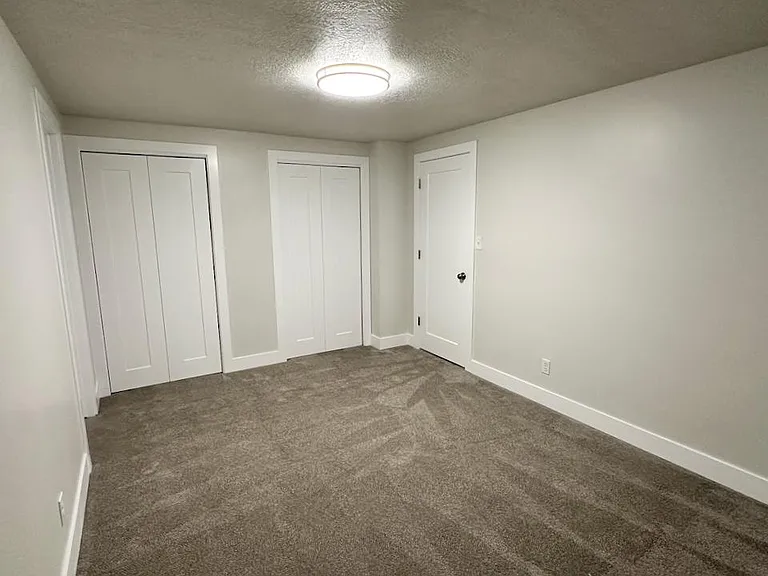 Unit Photo