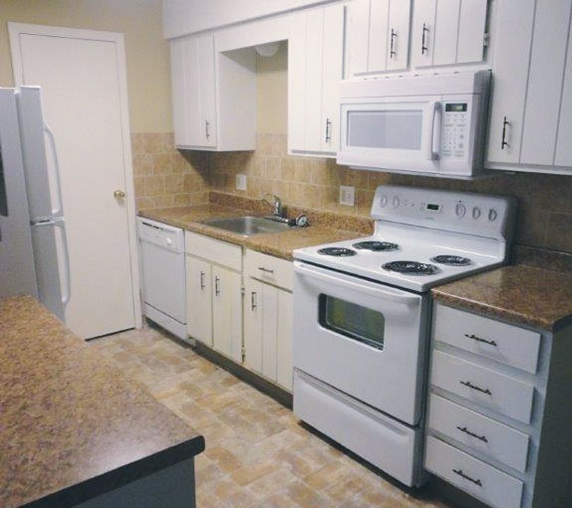 1st image of 1033 S Brookside Ave APT 6
