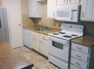1033 S Brookside Ave APT 6, Independence, MO 64053