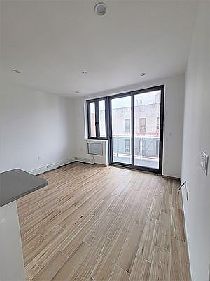 3rd image of 30-79 31st St #5R