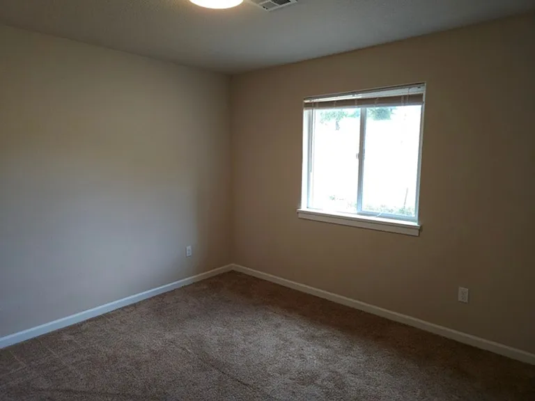 5755 Bella Ct SE — Photo 21